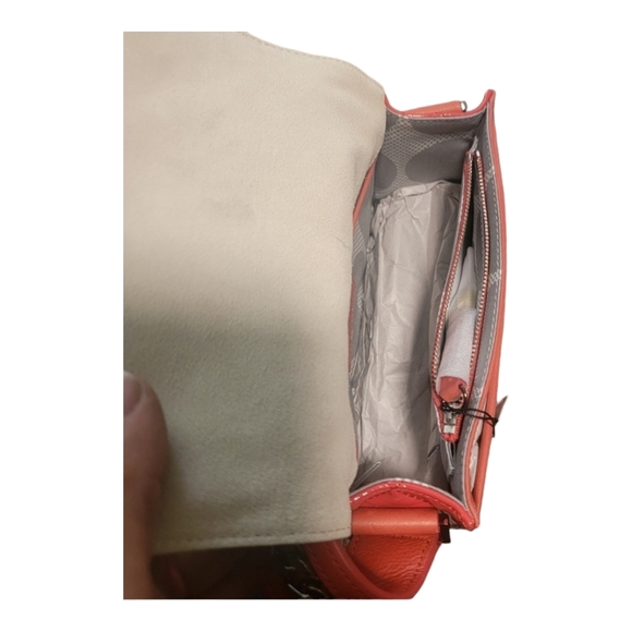 NWOT Vera Bradley Cole Mini Shoulder Bag Coral Patent Leather Purse Small - Picture 3 of 4